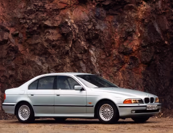 BMW 540i Sedan [UK-spec] (E39) '1996–2000