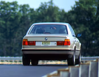 1994–95 BMW 540i Sedan [North America] (E34) '1993–95
