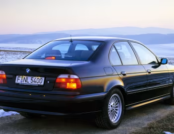 BMW 540i Sedan [Worldwide] (E39) '04.1995–2000