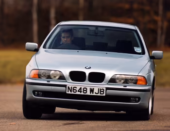 BMW 540i Sedan [UK-spec] (E39) '1996–2000
