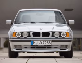 BMW 540i Sedan M-Techniс [Worldwide] (E34) '10.1992–95