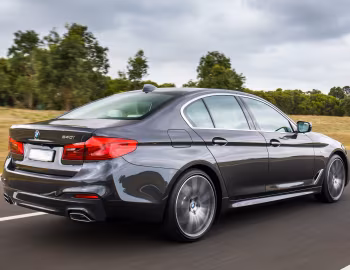 BMW 540i Sedan M Sport [Australia] (G30) '2017–20