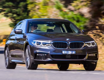 BMW 540i Sedan M Sport [Australia] (G30) '2017–20