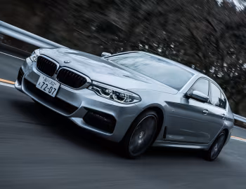 BMW 540i Sedan M Sport [Japan] (G30) '2017–20