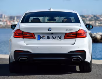 BMW 540i Sedan M Sport [Worldwide] (G30) '2017–20