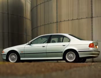 BMW 540i Sedan [UK-spec] (E39) '1996–2000