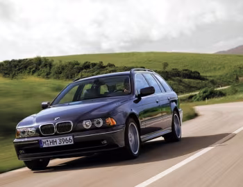 BMW 540i Touring [Worldwide] (E39) '2000–04
