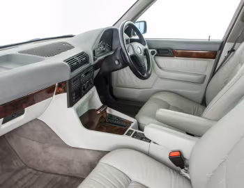 Interior BMW 540i Sedan [UK-spec] (E34) '1992–95