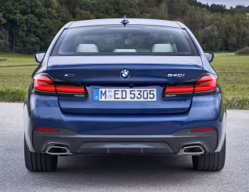 BMW 540i xDrive M Sport [Worldwide] (G30) '2020–23