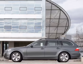 BMW 545i Touring [Worldwide] (E61) '2004–05