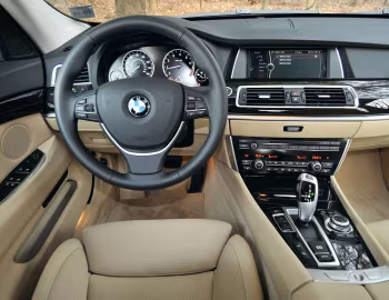 Panel frontal 2010–13 BMW 550i Gran Turismo [North America] (F07) '2009–13