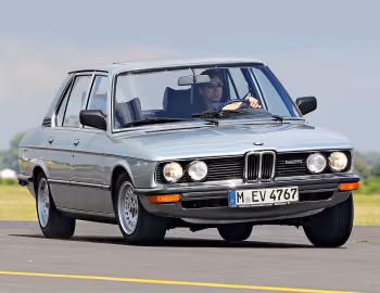 BMW 525 Sedan [Worldwide] (E12) '05.1976–06.1981