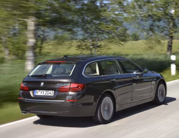 BMW 530d xDrive Touring Modern Line [Worldwide] (F11) '2013–17