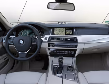 Panel frontal BMW 530d xDrive Touring Modern Line [Worldwide] (F11) '2013–17
