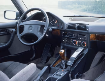 Interior BMW 535i Sedan [Worldwide] (E34) '12.1987–12.1993