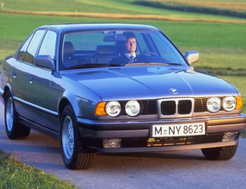 BMW 535i Sedan [Worldwide] (E34) '12.1987–12.1993