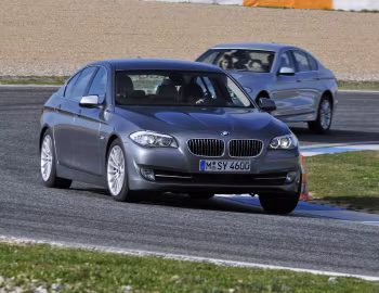 BMW 5 Series Sedan (F10) '2010–13