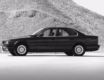 BMW 5 Series Sedan [UK-spec] (E34) '1988–95
