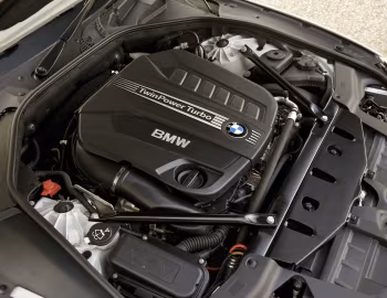 Bajo el capó BMW 640d Coupé M Sport Package [UK-spec] (F13) '2011–15