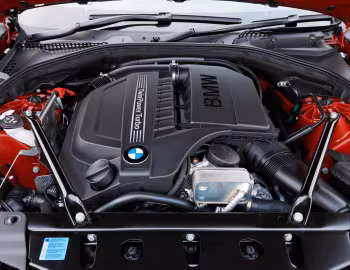 Пад капотам BMW 640i Cabrio [UK-spec] (F12) '2011–15