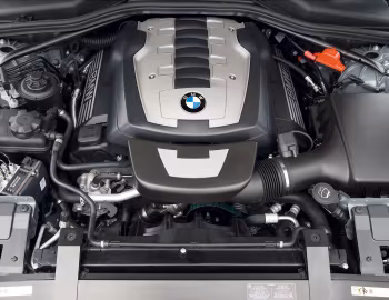 Пад капотам BMW 650i Cabrio (E64) '2008–11