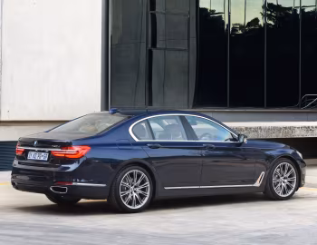BMW 730d [South Africa] (G11) '2016–19
