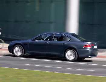BMW 730d [Worldwide] (E65) '2002–05