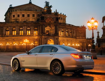 BMW 730d [Worldwide] (F01) '2008–12