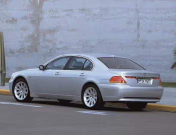 BMW 730i [Worldwide] (E65) '2003–05