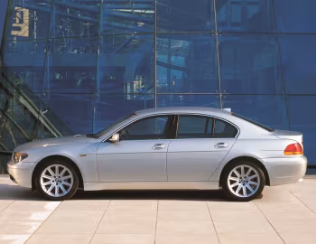 BMW 730i [Worldwide] (E65) '2003–05