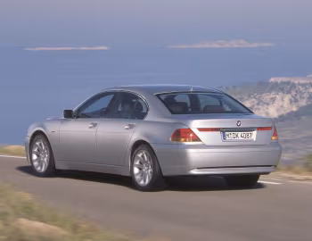 BMW 730i [Worldwide] (E65) '2003–05