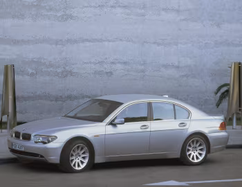 BMW 730i [Worldwide] (E65) '2003–05
