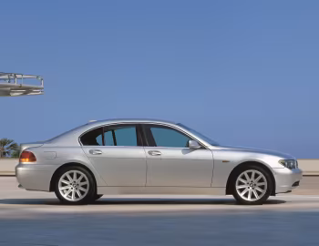 BMW 730i [Worldwide] (E65) '2003–05