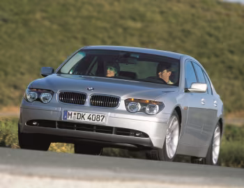 BMW 730i [Worldwide] (E65) '2003–05