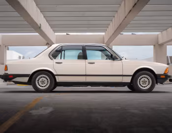 1983–84 BMW 733i [North America] (E23) '07.1982–83