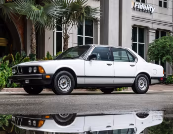 1983–84 BMW 733i [North America] (E23) '07.1982–83