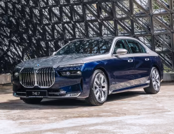 BMW 735i [Singapore] (G70) '2022–н.ч.