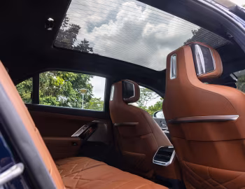 Інтэр'ер BMW 735i [Singapore] (G70) '2022–н.ч.
