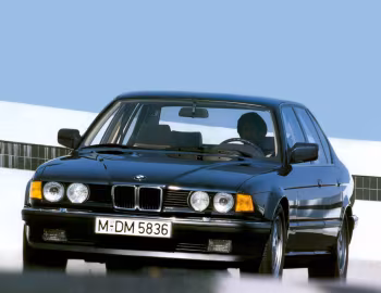 BMW 735i [Worldwide] (E32) '09.1986–09.1992