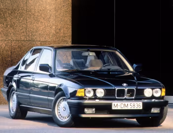 BMW 735i [Worldwide] (E32) '09.1986–09.1992