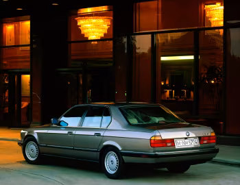 1987–92 BMW 735i [North America] (E32) '1986–92