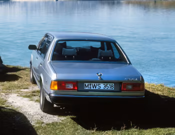 BMW 735i [Worldwide] (E23) '09.1979–09.1982