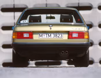 BMW 735i [Worldwide] (E23) '09.1979–09.1982