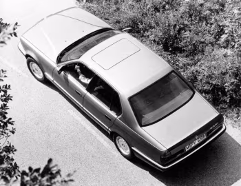 BMW 735i [Worldwide] (E32) '09.1986–09.1992