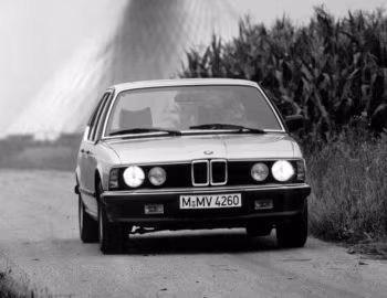 BMW 735i [Worldwide] (E23) '09.1982–06.1986