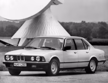 BMW 735i [Worldwide] (E23) '09.1982–06.1986