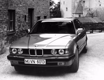 BMW 735i [Worldwide] (E32) '09.1986–09.1992