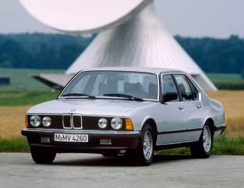 BMW 735i [Worldwide] (E23) '09.1982–06.1986