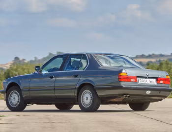 BMW 735i AT [Worldwide] (E32) '1986–92