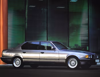 BMW 735iL [Worldwide] (E32) '09.1987–07.1992